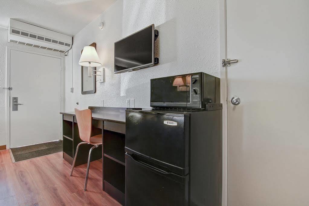 Motel 6-Green Bay, Wi מראה חיצוני תמונה